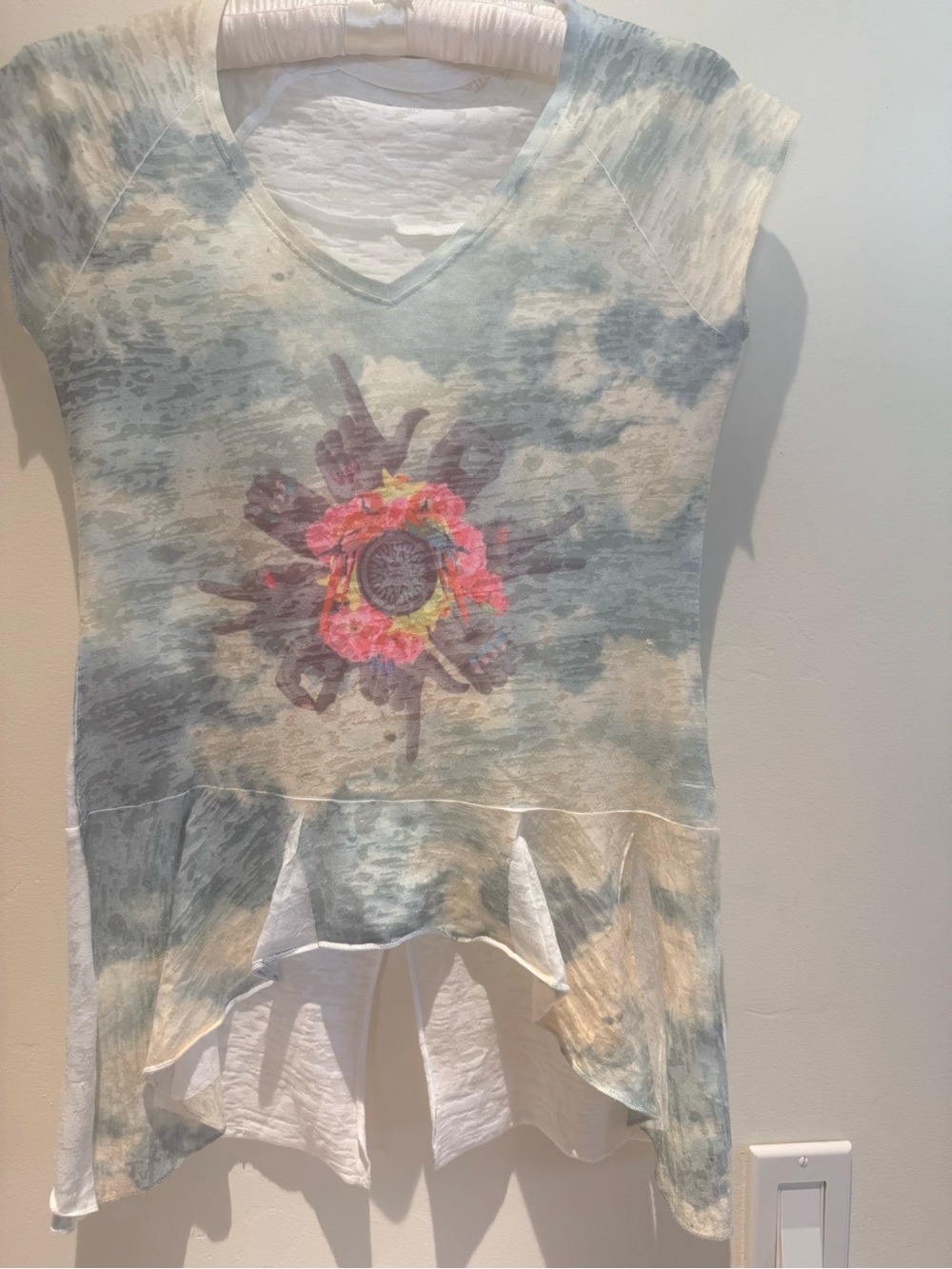 Guess Small Boho Unique Top